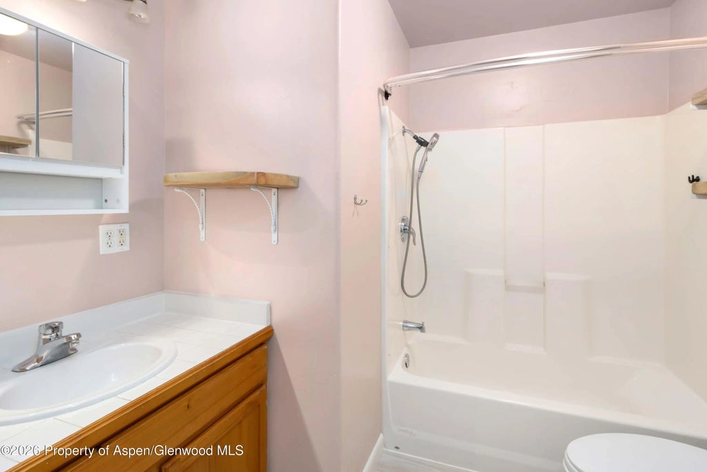 17 of 31 - 434 N Midland Avenue, New Castle, CO