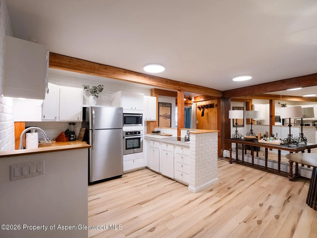 13 of 28 - 107 Aspen Mountain Road 3, Aspen, CO