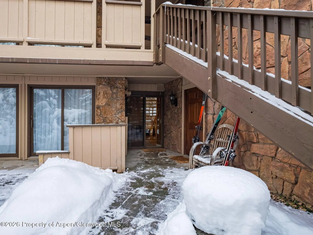 17 of 28 - 107 Aspen Mountain Road 3, Aspen, CO