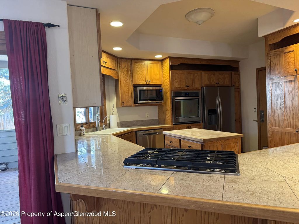 6 of 15 - 740 Hearthstone Drive, Basalt, CO