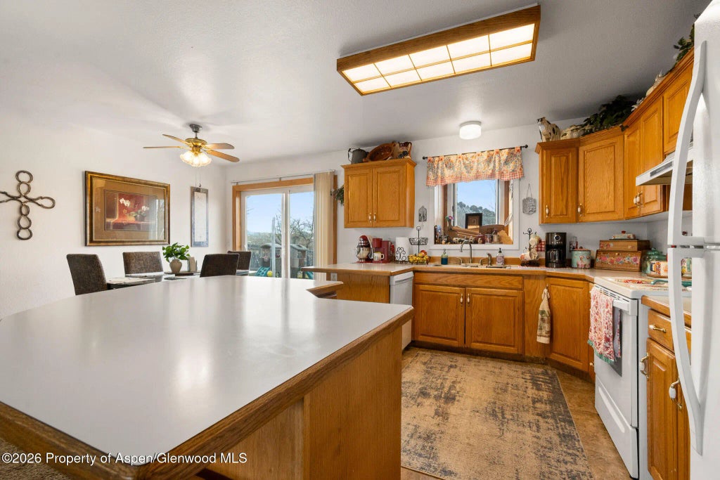 9 of 21 - 3127 Coal Mine Avenue, Rifle, CO