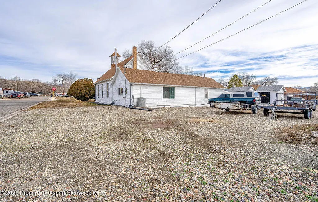 26 of 38 - 581 Denver Avenue, De Beque, CO