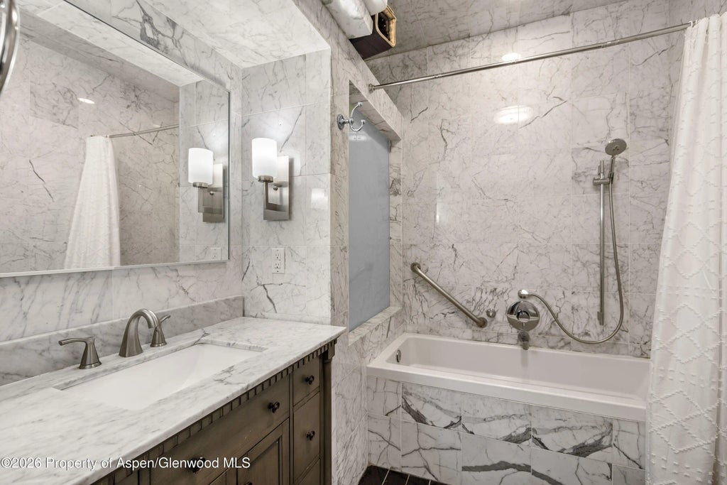 14 of 31 - 204 E Sopris Drive, Basalt, CO