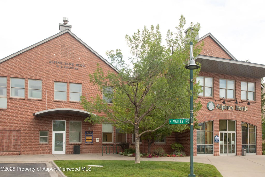 35 of 36 - 711 E Valley Road 202a, Carbondale, CO