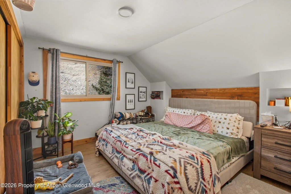 10 of 34 - 514 Echo Street, Glenwood Springs, CO