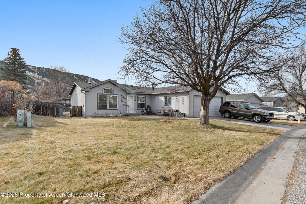 1 of 16 - 203 E Tamarack Circle, Battlement Mesa, CO