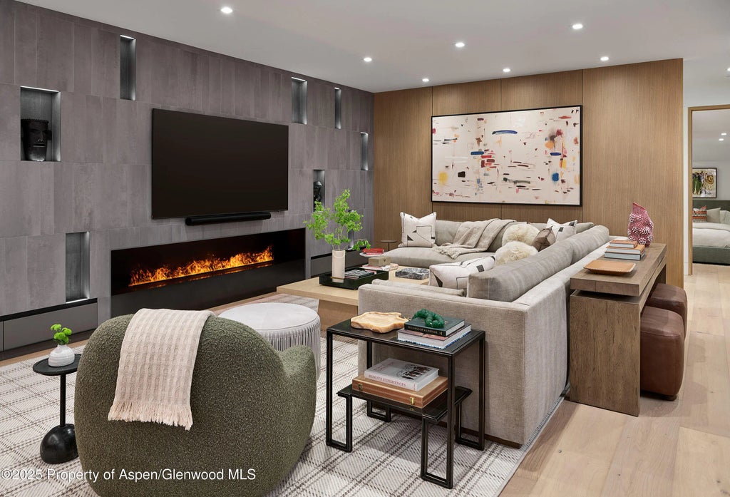 32 of 51 - 810 W Smuggler Street, Aspen, CO