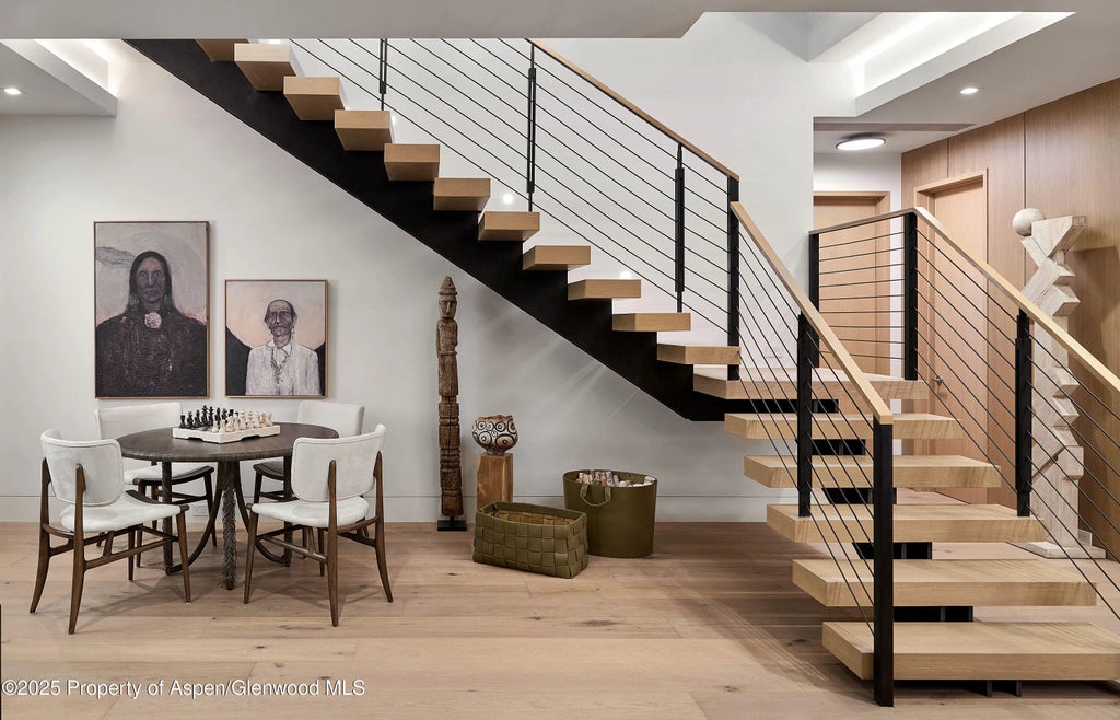 33 of 51 - 810 W Smuggler Street, Aspen, CO