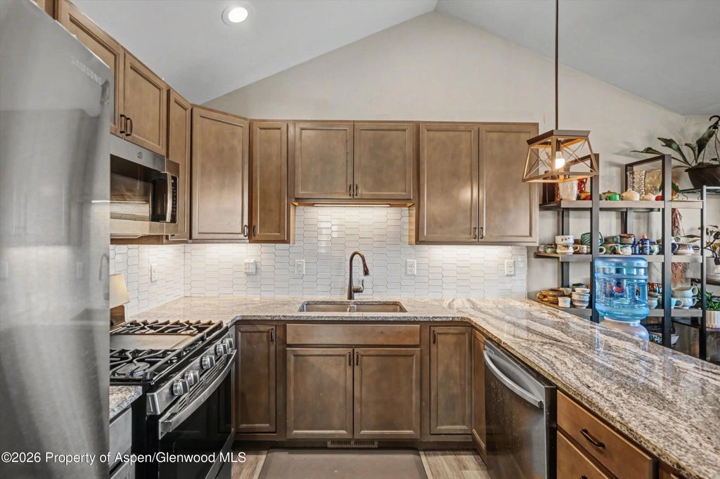 5 of 18 - 157 Willow Circle, Rifle, CO