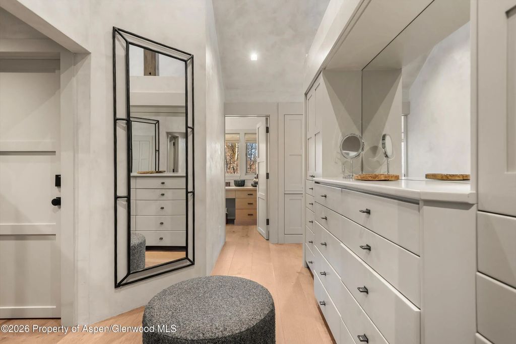 13 of 53 - 1271 Ute Avenue, Aspen, CO