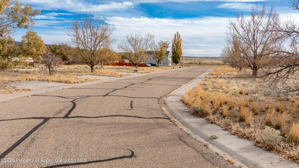 17 of 21 - 801 Blue Mountain Avenue, Dinosaur, CO