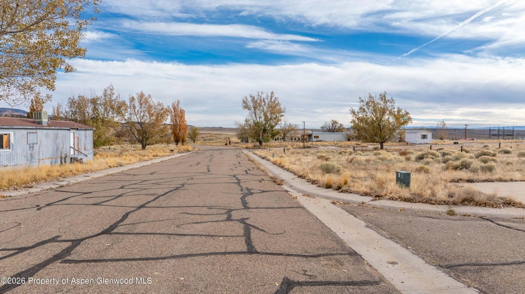 6 of 21 - 801 Blue Mountain Avenue, Dinosaur, CO