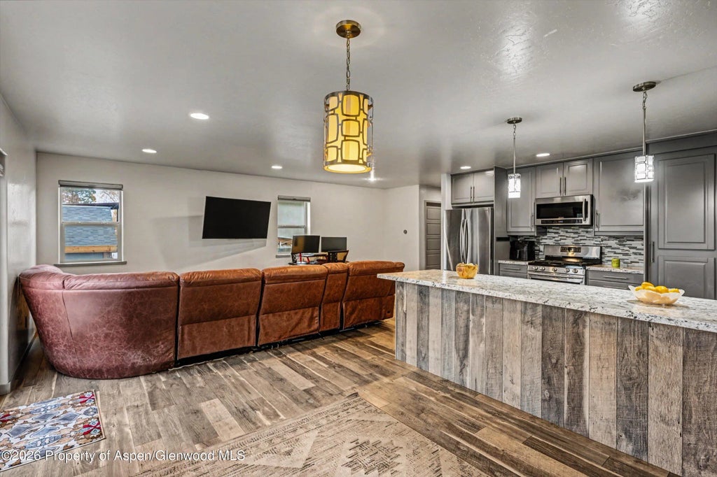 6 of 19 - 1365 Ballard Avenue, Silt, CO