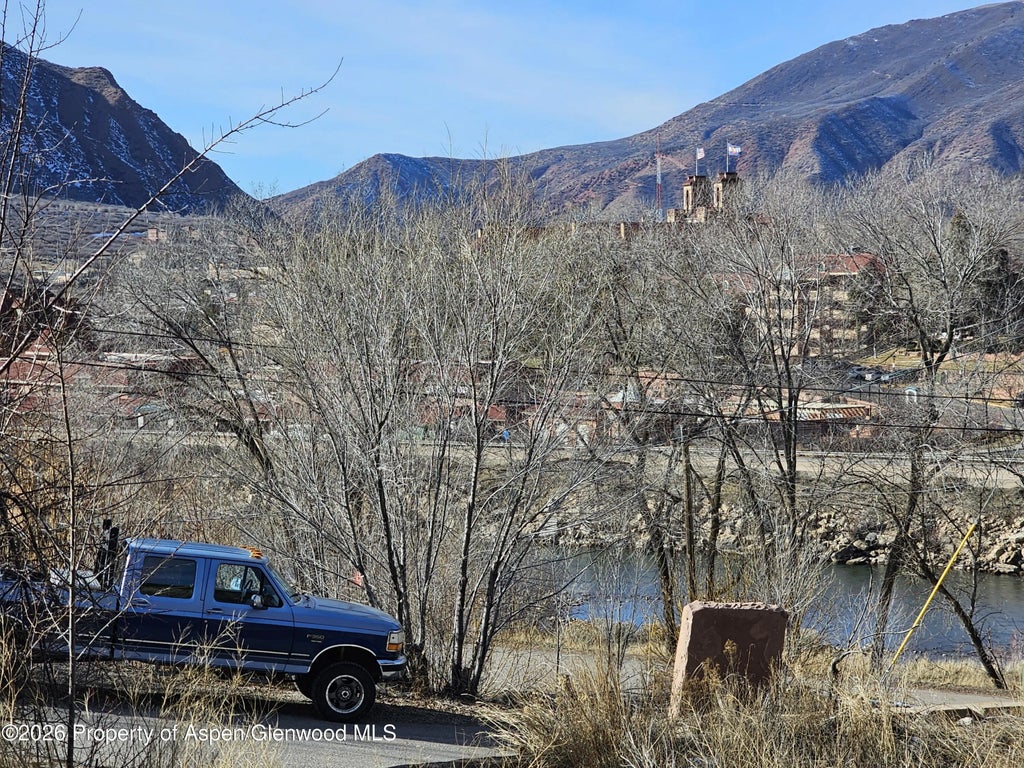 8 of 21 - 710 Lincoln Avenue, Glenwood Springs, CO