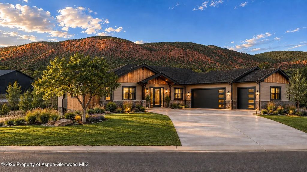 1700 River Bend Way, Glenwood Springs