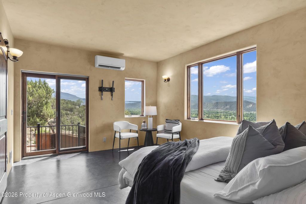 19 of 47 - 328 Los Adobes Drive, Carbondale, CO
