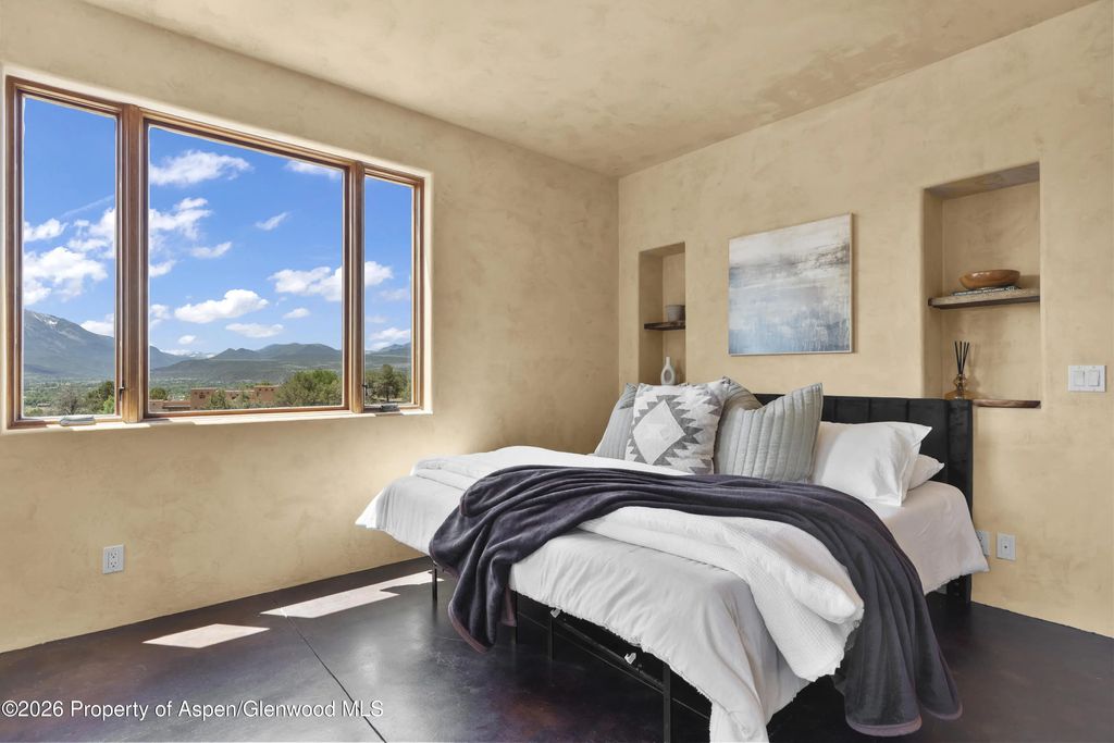 20 of 47 - 328 Los Adobes Drive, Carbondale, CO