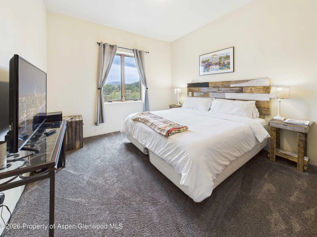32 of 47 - 328 Los Adobes Drive, Carbondale, CO