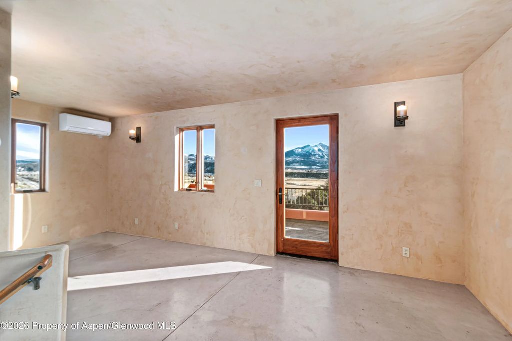 36 of 47 - 328 Los Adobes Drive, Carbondale, CO