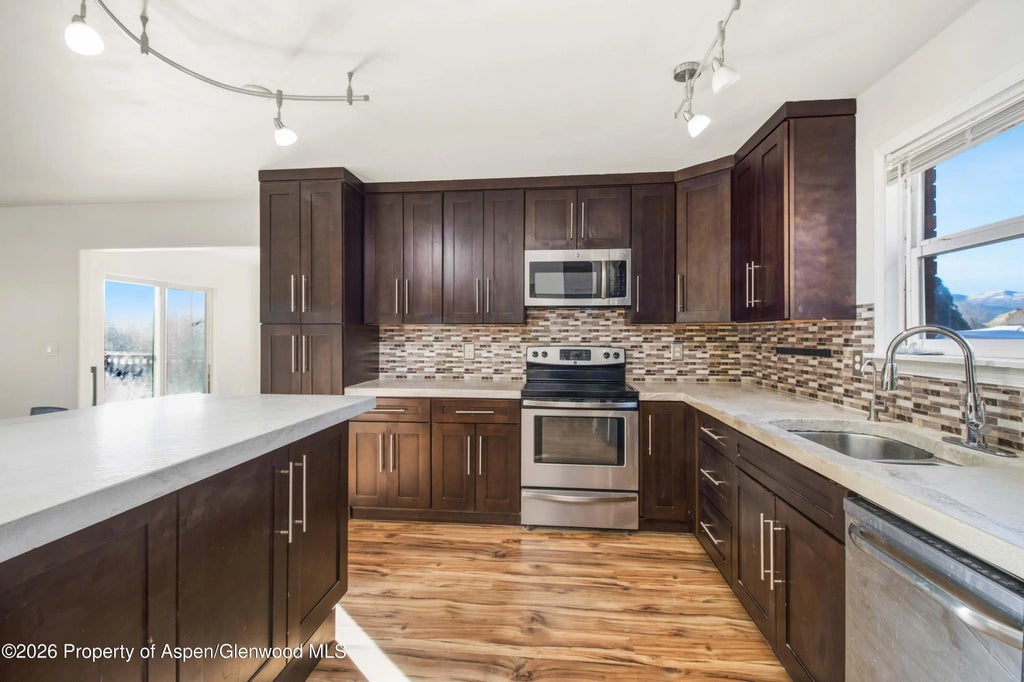 5 of 20 - 2820 West Avenue, Rifle, CO