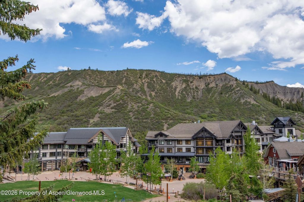 6 of 28 - 400 Wood Road 1204, Snowmass Village, CO