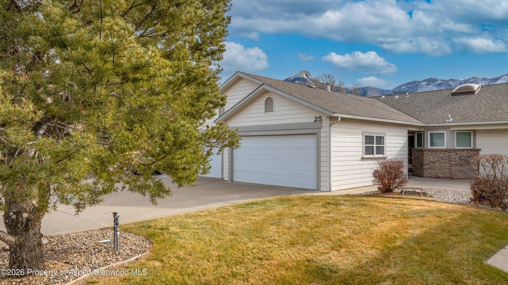 1 of 21 - 25 W Ridge Court, Parachute, CO