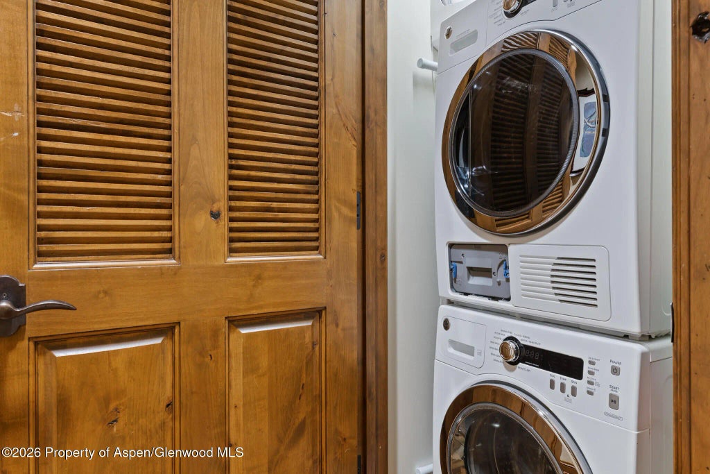 26 of 30 - 415 E Dean St., Unit 35, Week 30, Aspen, CO