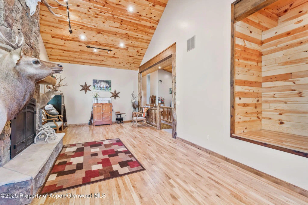 15 of 85 - 3692 County Road 7, Craig, CO