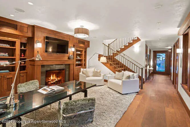 28 of 43 - 719 E Hopkins Avenue 202, Aspen, CO