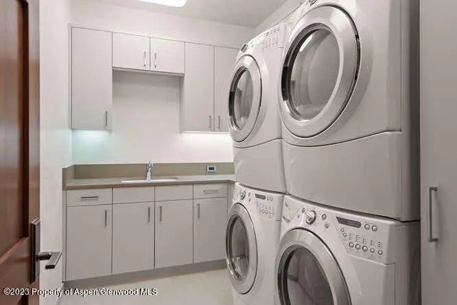 37 of 43 - 719 E Hopkins Avenue 202, Aspen, CO