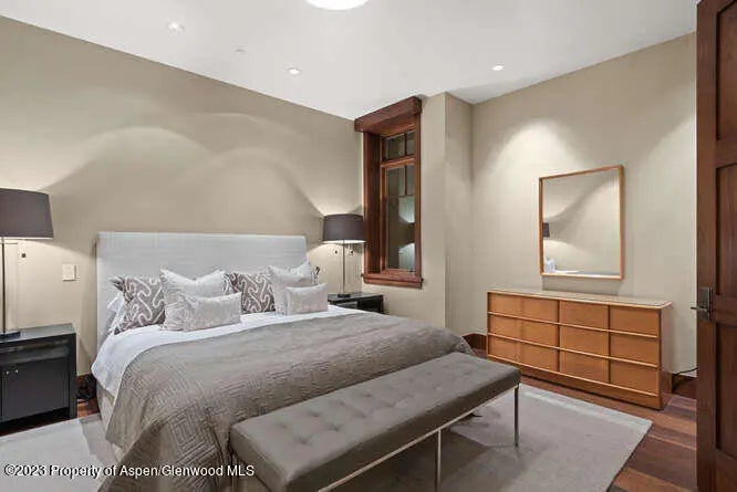 38 of 43 - 719 E Hopkins Avenue 202, Aspen, CO