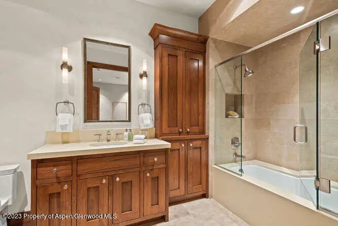 40 of 43 - 719 E Hopkins Avenue 202, Aspen, CO