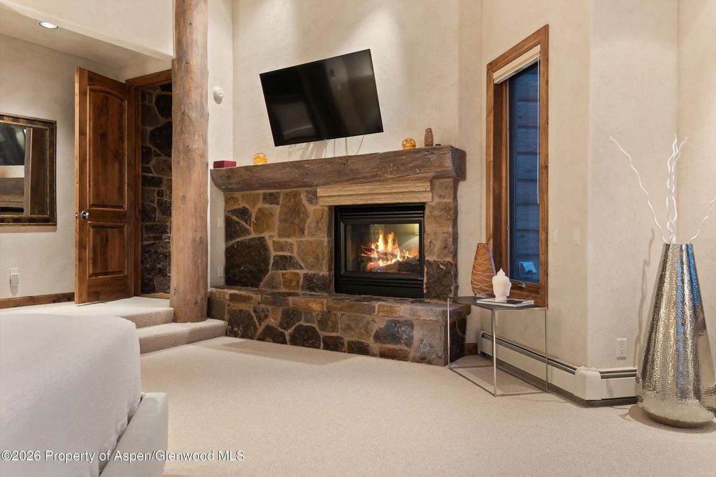 24 of 50 - 395 Silverlode Drive, Aspen, CO