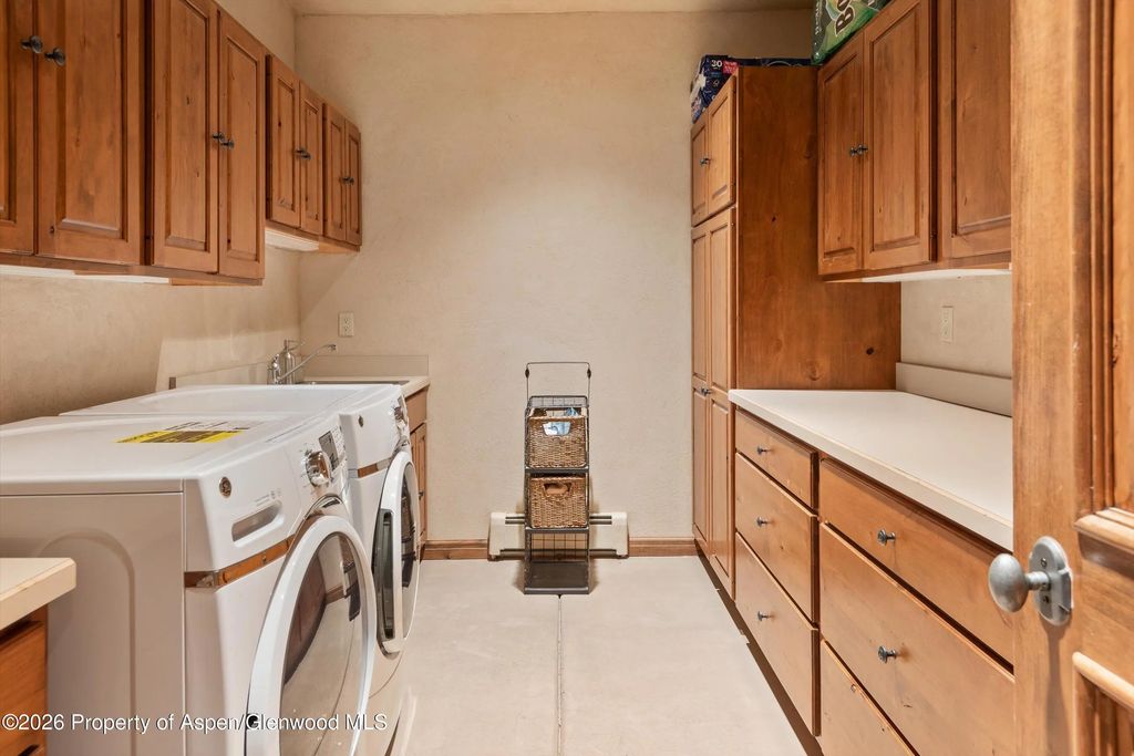 39 of 50 - 395 Silverlode Drive, Aspen, CO
