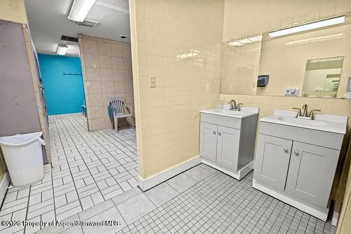 15 of 19 - 261 Commerce Street, Craig, CO