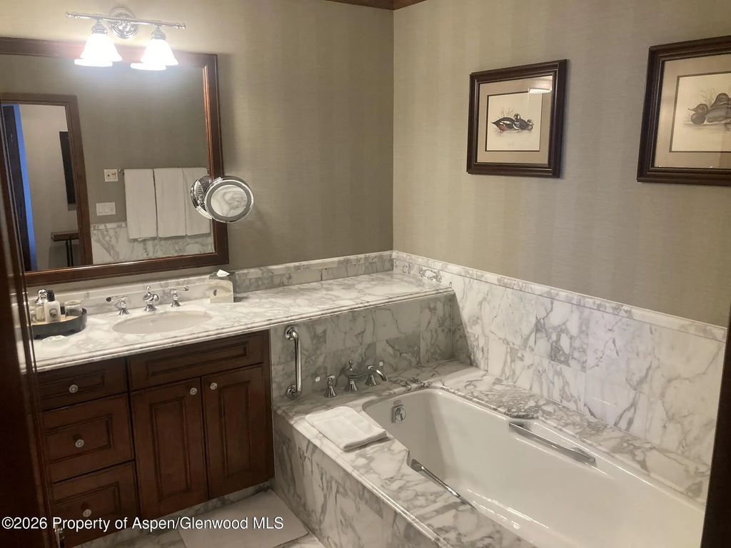 13 of 22 - 39 Boomerang Road 8410-10, Aspen, CO
