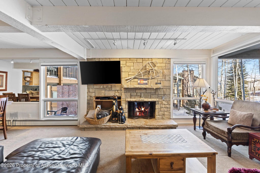 9 of 53 - 855 Carriage Way Slope 102, Snowmass Village, CO