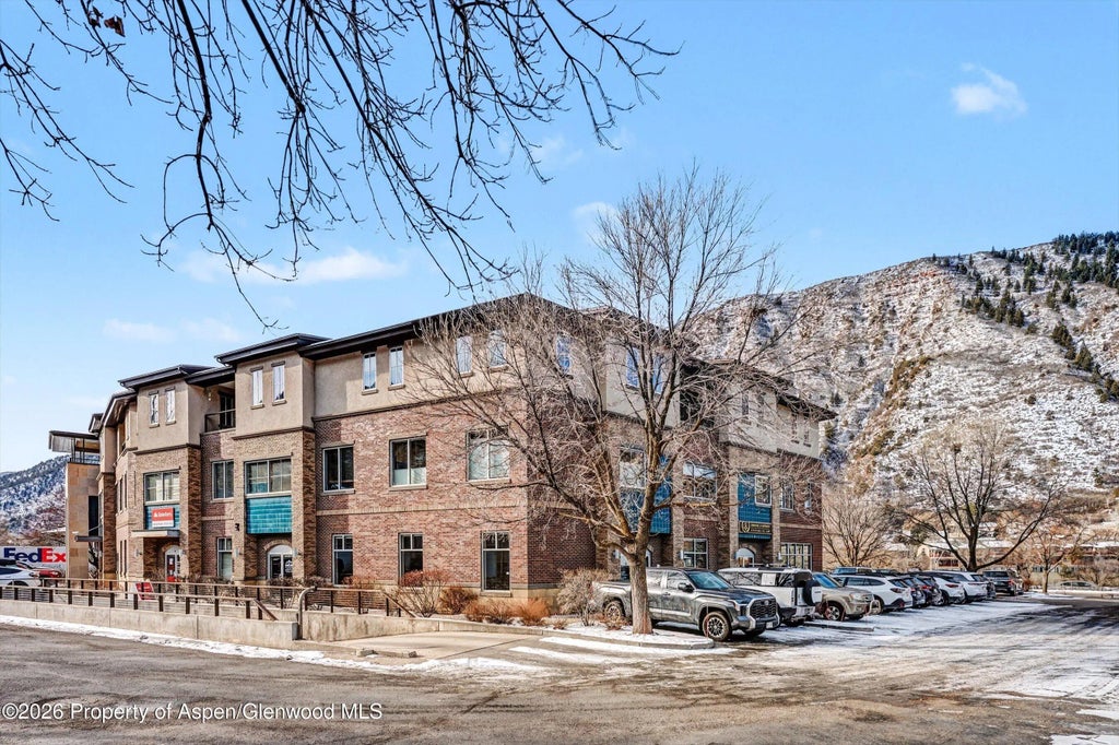 17 of 19 - 2520 S Grand Avenue 209, Glenwood Springs, CO