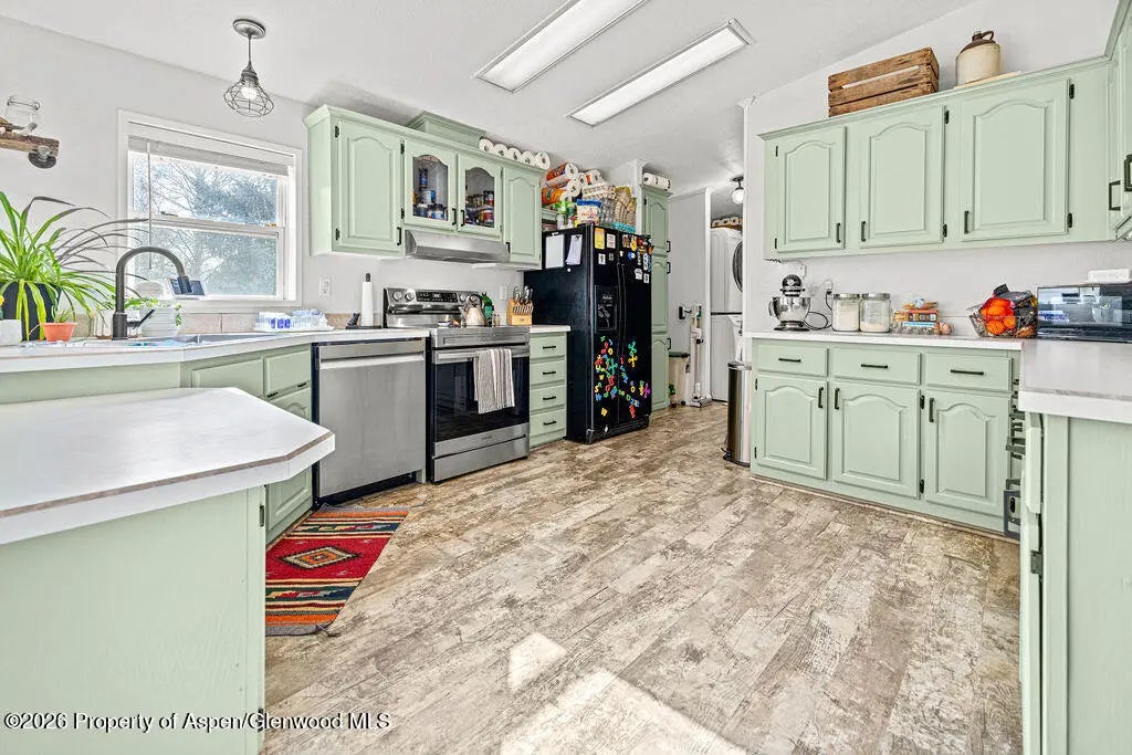 13 of 45 - 952 E 11th Street, Craig, CO