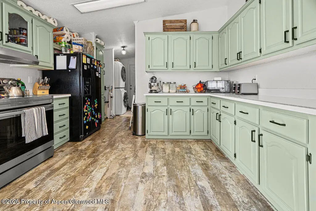 14 of 45 - 952 E 11th Street, Craig, CO