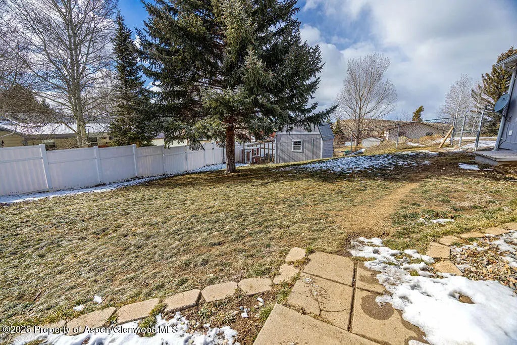 35 of 45 - 952 E 11th Street, Craig, CO