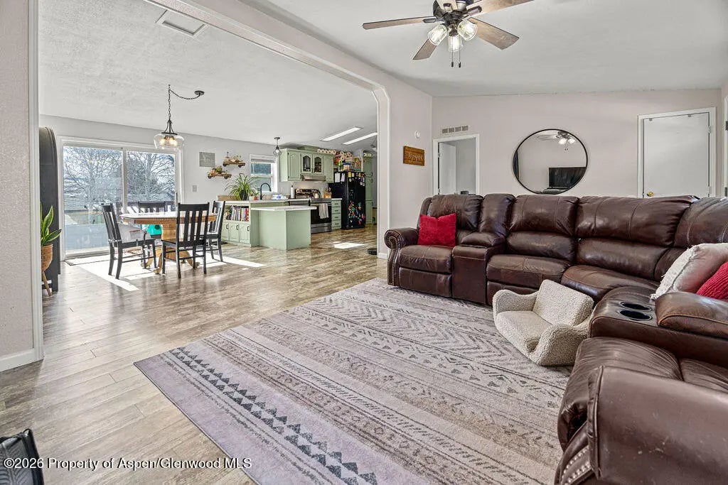 5 of 45 - 952 E 11th Street, Craig, CO