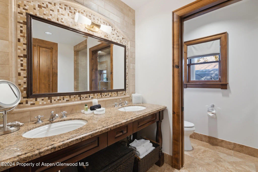 17 of 31 - 415 E Dean St, Unit 3 Week 8, Aspen, CO