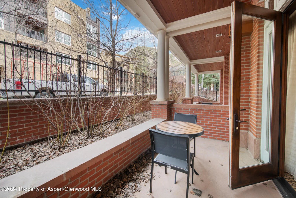 26 of 31 - 415 E Dean St, Unit 3 Week 8, Aspen, CO