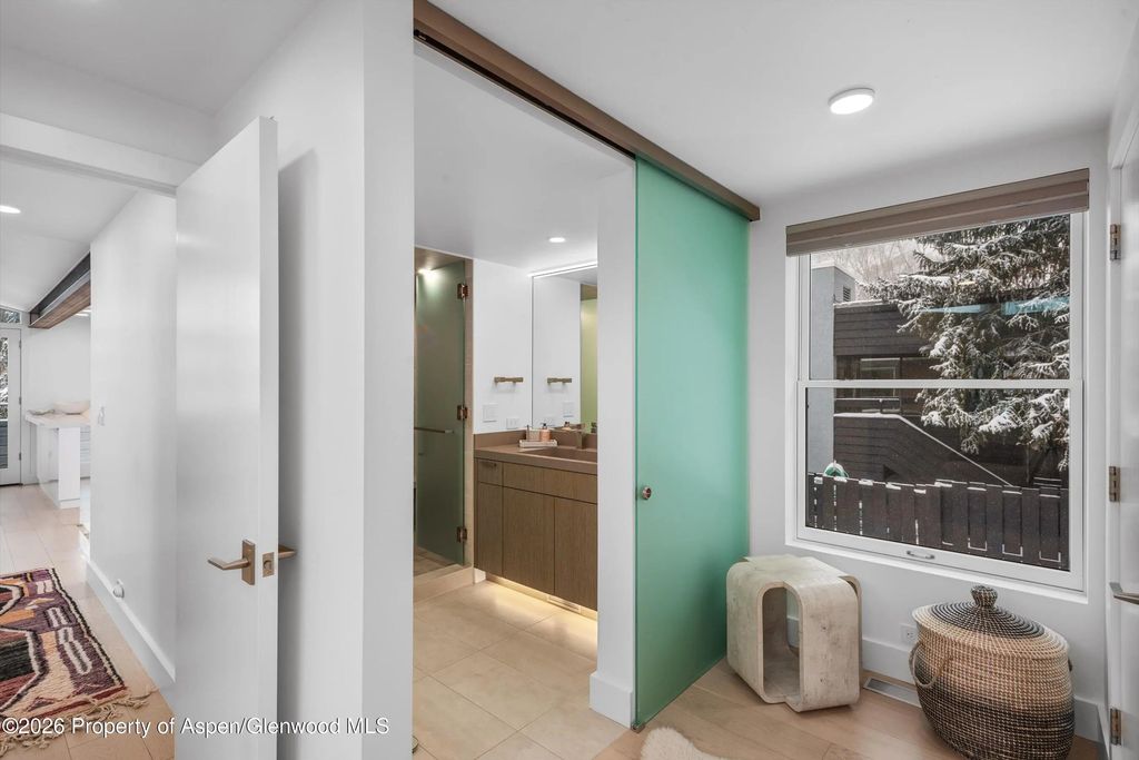 11 of 19 - 1001 E Cooper Avenue 1, Aspen, CO