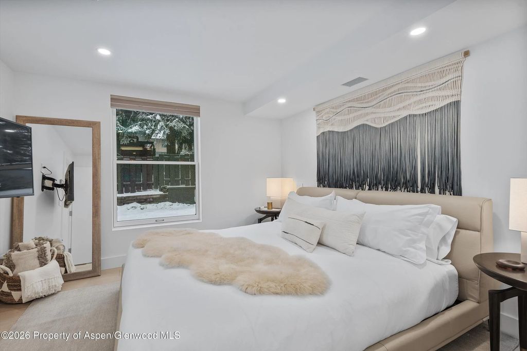 13 of 19 - 1001 E Cooper Avenue 1, Aspen, CO