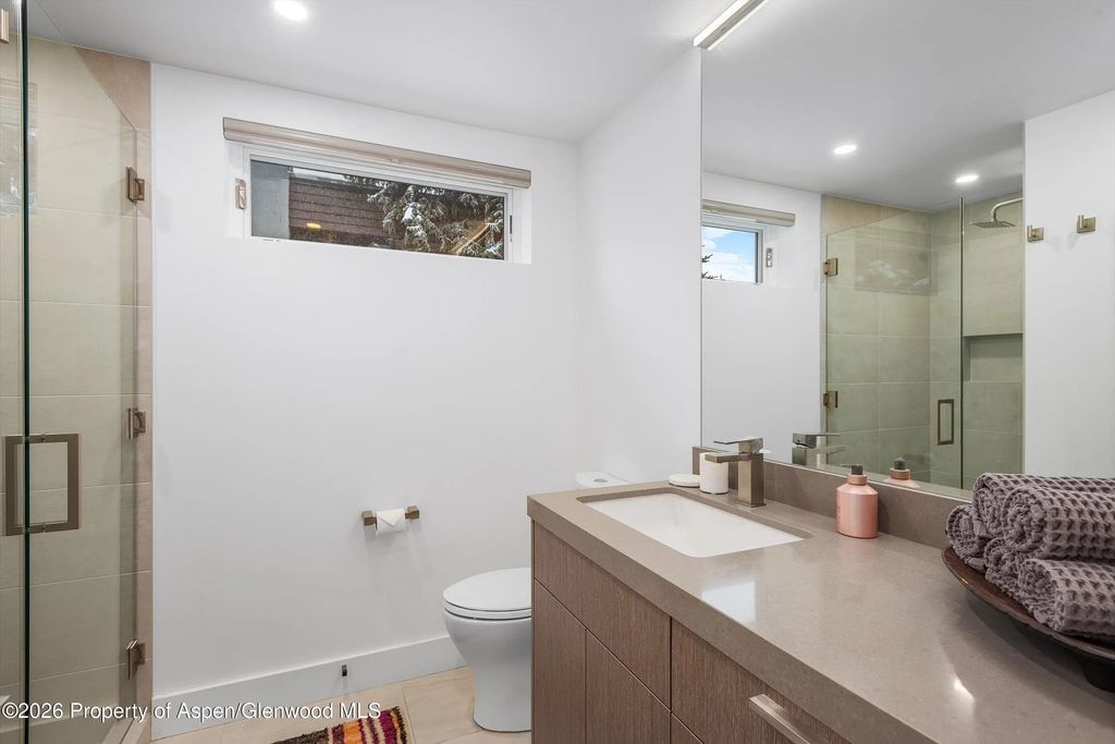 16 of 19 - 1001 E Cooper Avenue 1, Aspen, CO