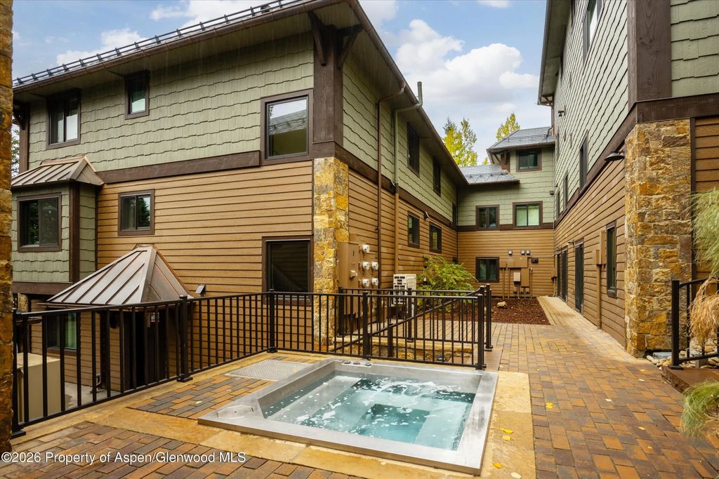 26 of 27 - 650 S Monarch Street 9, Aspen, CO