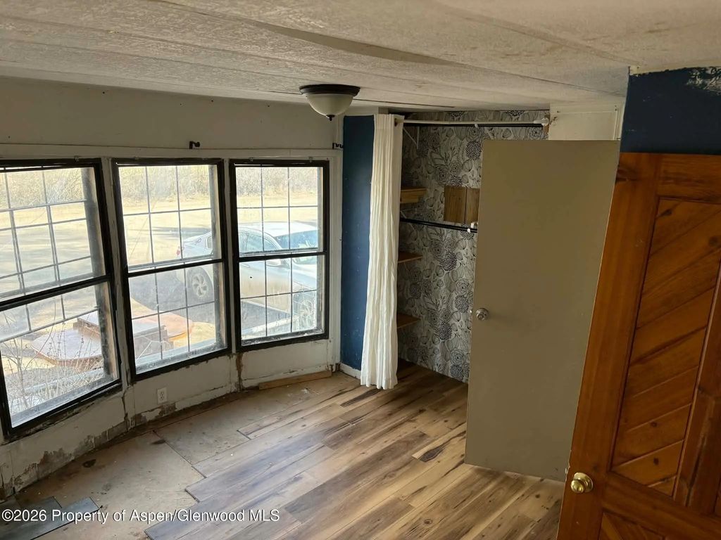 4 of 7 - 430 E 4th Street 17, Craig, CO