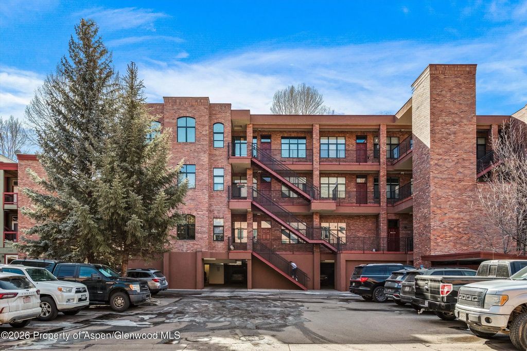 29 of 33 - 455 Gold Rivers Court 531 & 532, Basalt, CO
